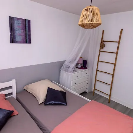 Le Prieure Apartment *